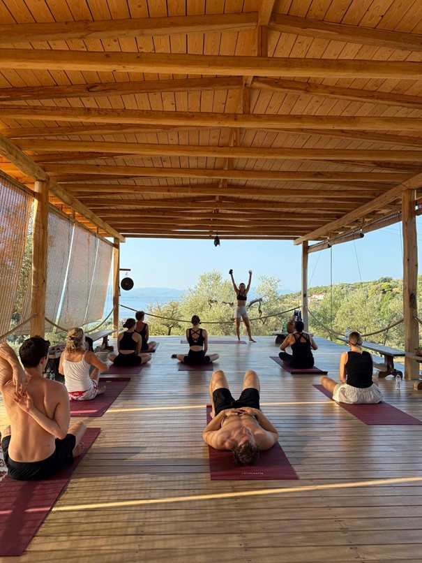 Amber Yoga Peli Kastri