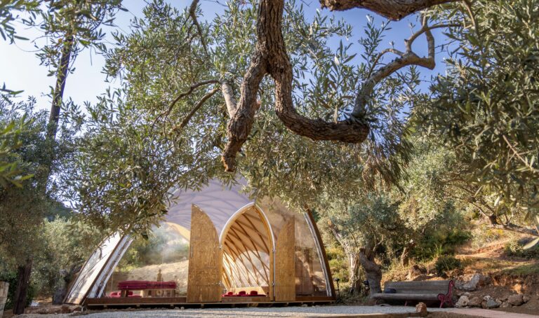 Picture of Buddha Hall at Peli Kastri Guesthouse & Retreat. A vast tent for meditation with A/C